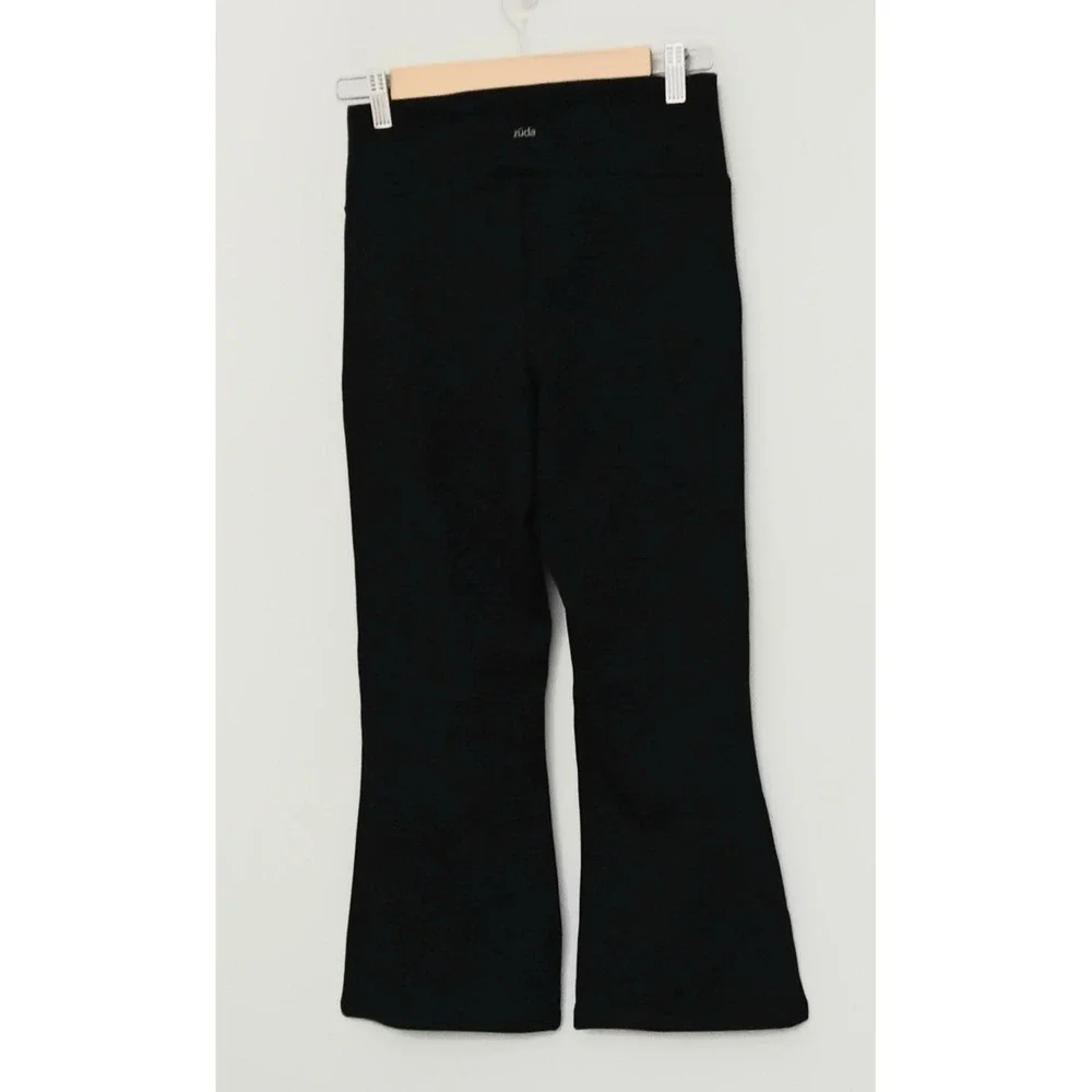 Zuda Flare Crop Leggings Women's Size Small Black Activewear Pants Pullon NEW